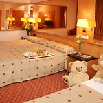 Отель Silken Rona Dalba