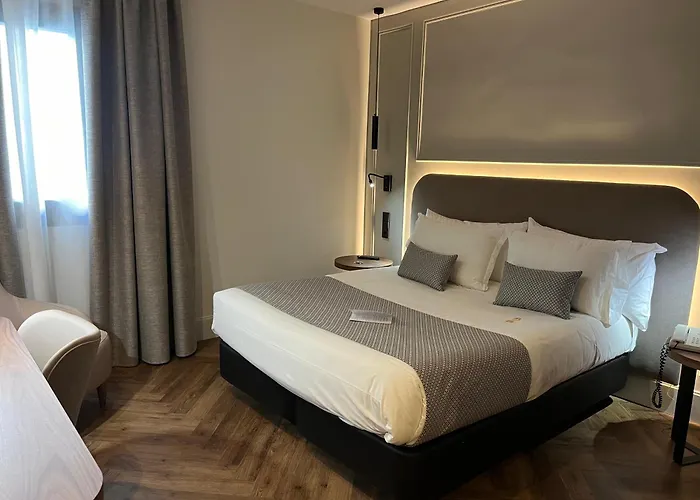 Silken Rona Dalba 3*