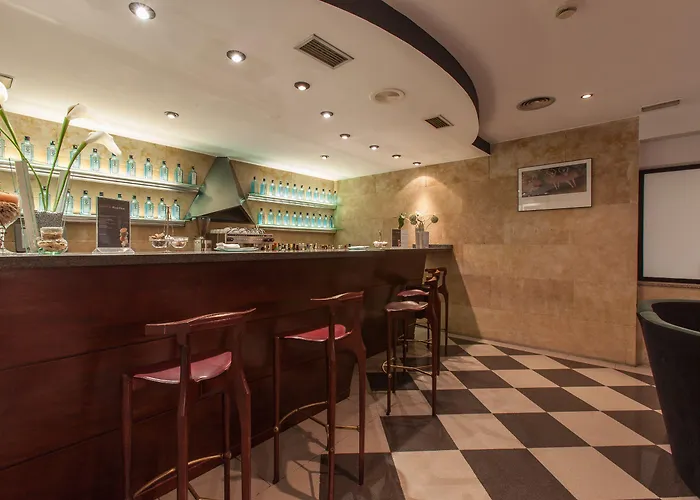 Silken Rona Dalba Отель 3*