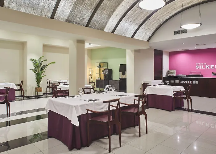 Silken Rona Dalba 3* Саламанка